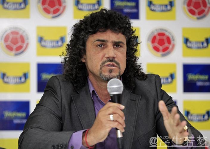 马特乌·阿莱曼尼:“我不知道阿尔瓦雷斯是否在巴萨的视线之内” 马特乌·阿莱曼尼:“我不知道阿尔瓦雷斯是否在巴萨的视线之内”